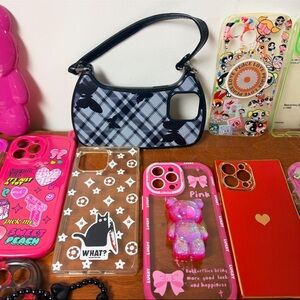 iPhone 13 Pro Max Case Bundle
Gently Used
Pink / Clear / Multicolor
Y2K